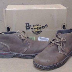 Dr. Martens Men's Sussex Chukka Boots